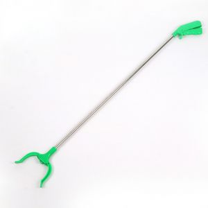 Gậy gắp đồ vật cán xanh lá tay bóp